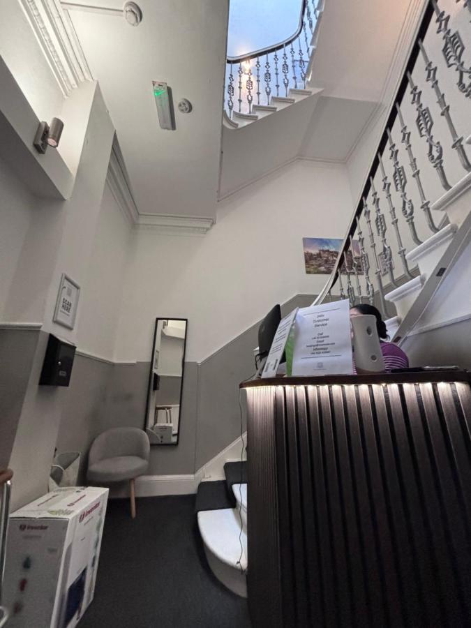 Haymarket Hostel Edynburg Zewnętrze zdjęcie